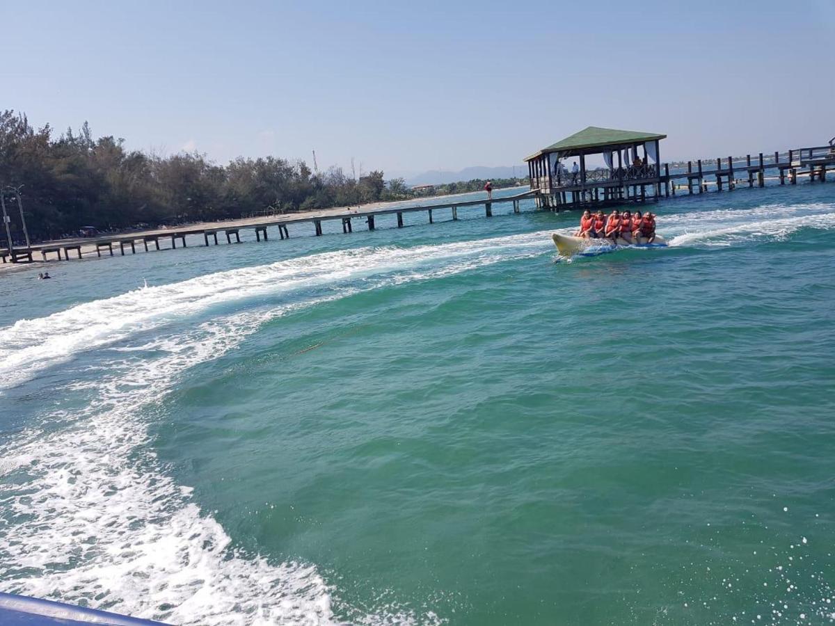 La Ensenada Beach Resort Тела Екстериор снимка