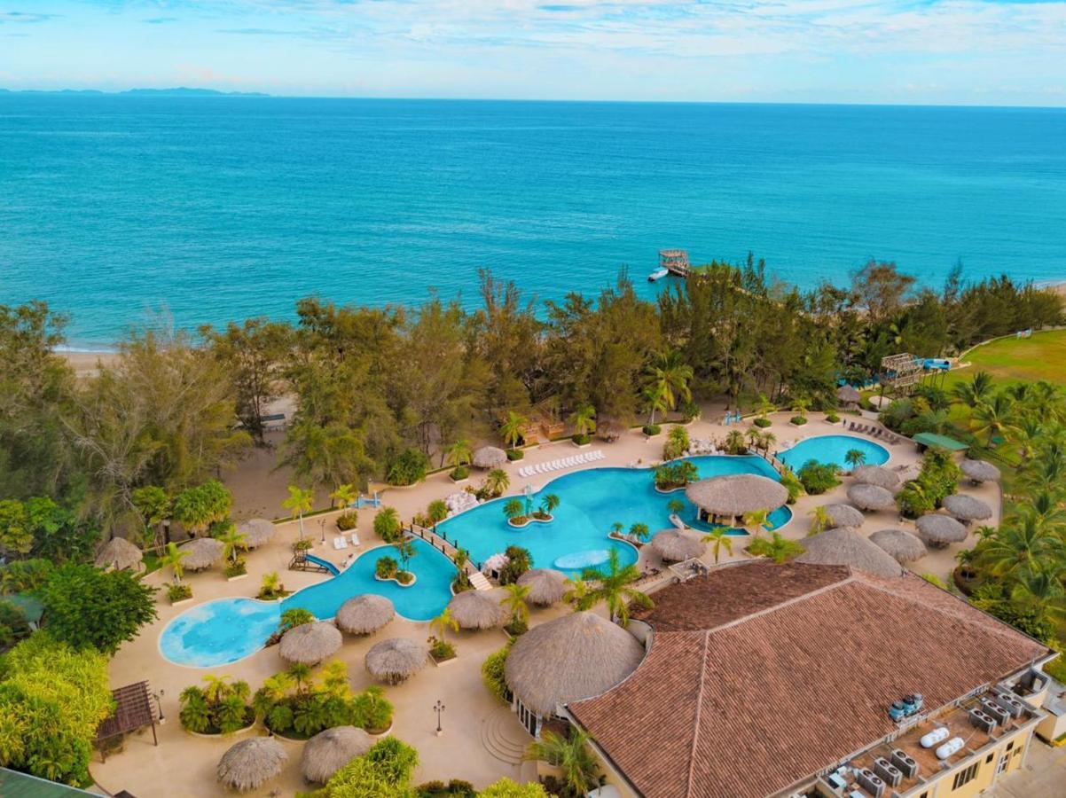 La Ensenada Beach Resort Тела Екстериор снимка