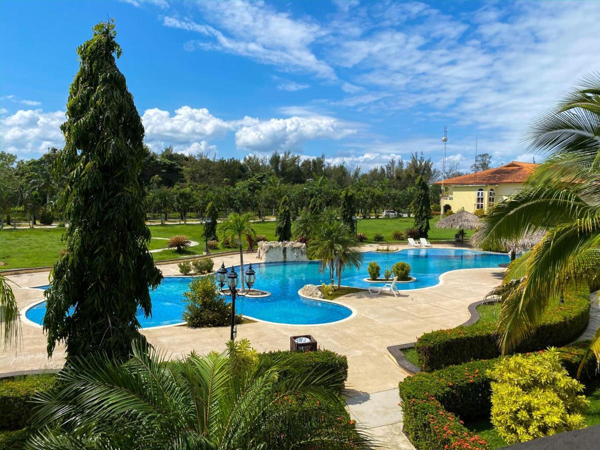 La Ensenada Beach Resort Тела Екстериор снимка