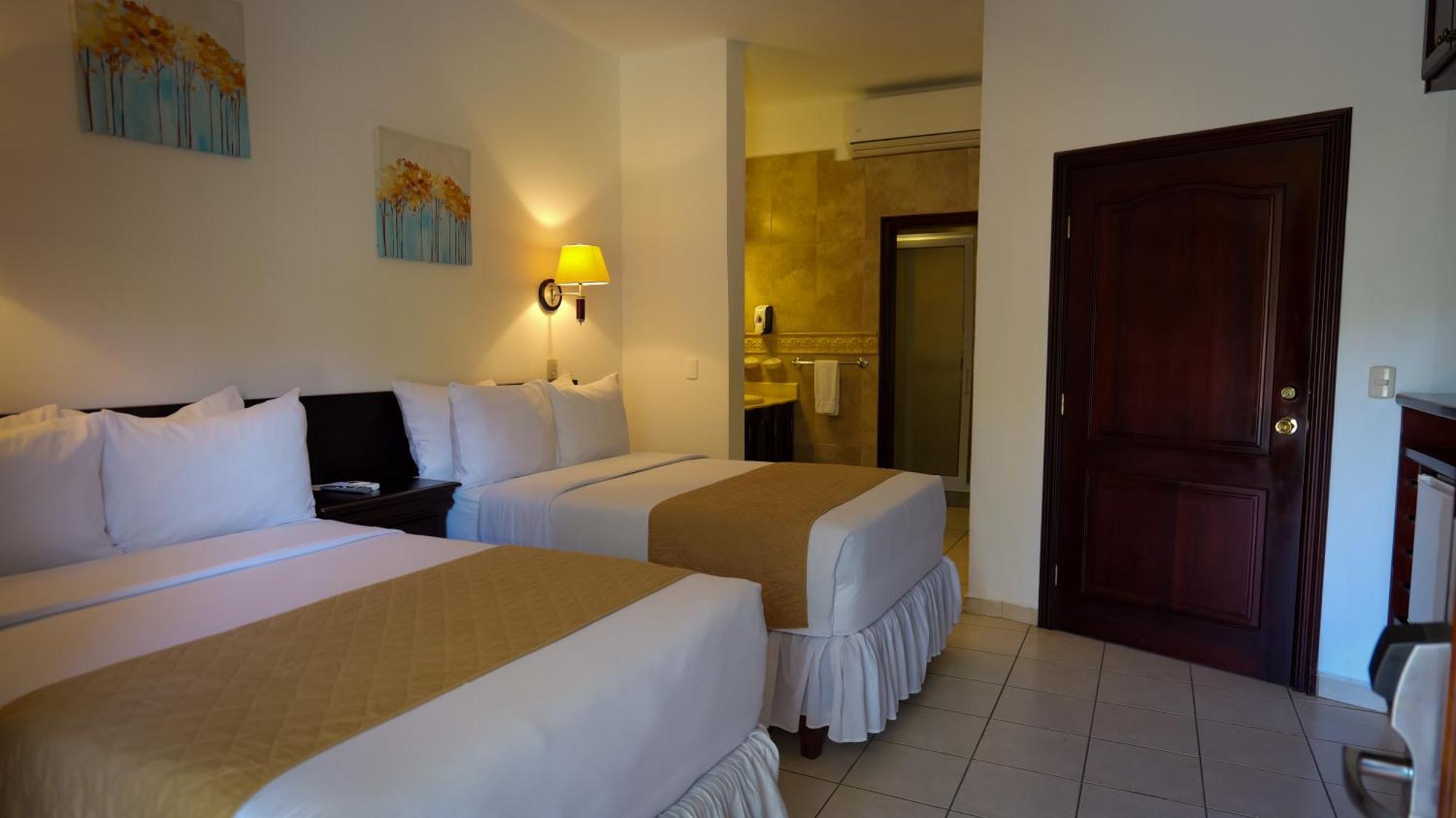 La Ensenada Beach Resort Тела Екстериор снимка