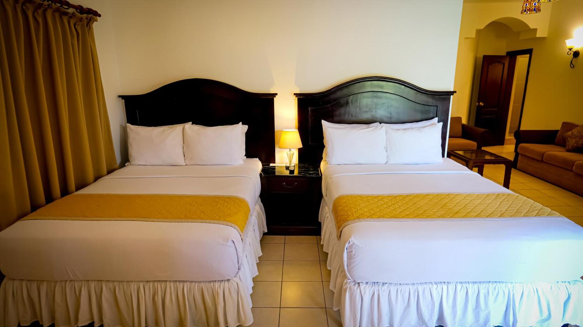 La Ensenada Beach Resort Тела Екстериор снимка
